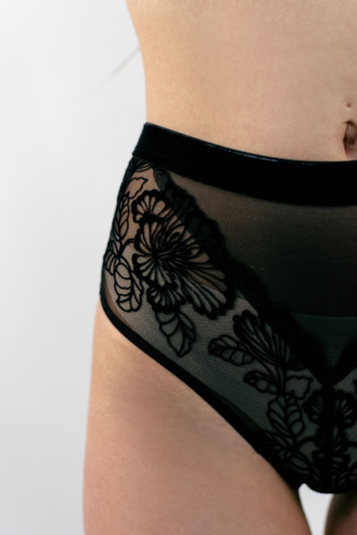 nikol djumon 174.28 velvet flora трусы бразилиана женские